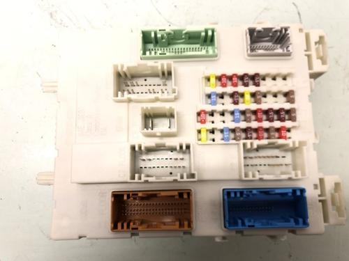 Fuse box VOLVO V40 Hatchback (525) D2 | BP23275893E1 - Image 3