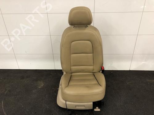 Used Right front seat AUDI Q3 (8UB, 8UG) 1.4 TSI (150 hp) 30538783