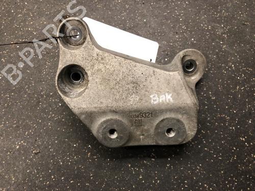 Used Gearbox mount Gearbox mount 19251800 19251800