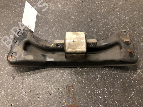 Used Gearbox mount MERCEDES-BENZ C-CLASS (W204) C 180 CGI (204.049) (156 hp) 17827319