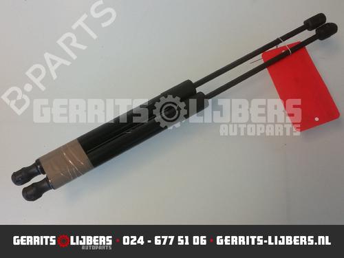 Used Tailgate lift support FIAT 500X (334_) 1.4 (334AXC1B, 334AXC11) (140 hp) 13157325