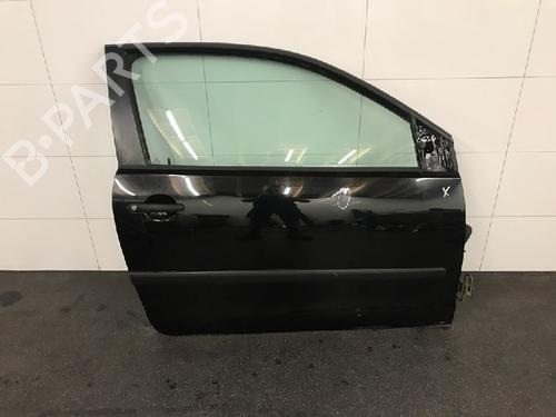 Used Right front door VW POLO (9N_, 9A_) 1.2 (54 hp) 12475549