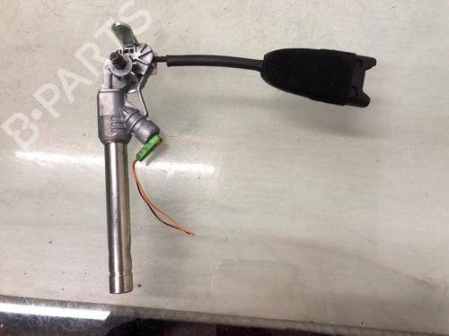 Used Front left belt tensioner Front left belt tensioner OPEL CORSA D (S07) 1.4 (L08, L68) (100 hp) 29700012 29700012