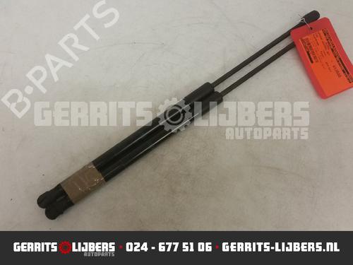 Used Tailgate lift support Tailgate lift support 13157174 13157174