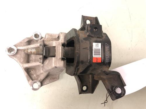 Used Gearbox mount HYUNDAI i30 Estate (GD) 1.4 (101 hp) 29700005