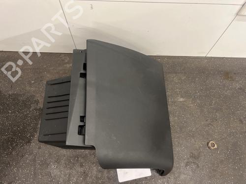 Used Glove box Glove box 37222952 37222952
