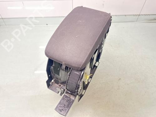 Used Armrest / Center console VW GOLF VI (5K1) 1.4 TSI (122 hp) 31289393