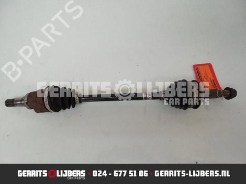 Used Left front driveshaft TOYOTA YARIS (_P9_) 1.33 VVT-i (NSP90_, NSP90R) (100 hp) 12246278