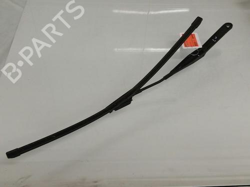 Used Front windshield wiper arm FORD FIESTA VI (CB1, CCN) 1.6 TDCi (95 hp) 13158492