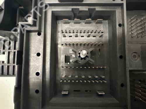 Fuse box OPEL ADAM (M13) 1.0 | BP32856158E1 - Image 5