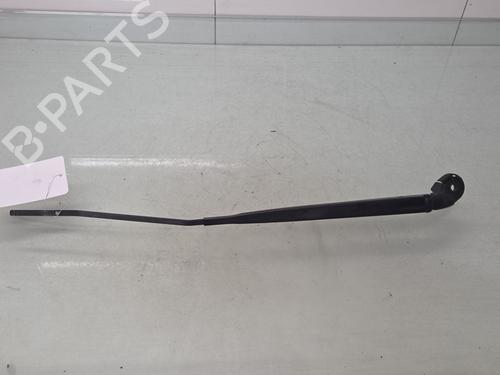 Used Front windshield wiper arm Front windshield wiper arm 39405320 39405320