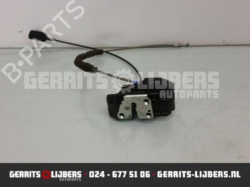 Used Rear right lock NISSAN NOTE (E11, NE11) 1.5 dCi (86 hp) 13156133
