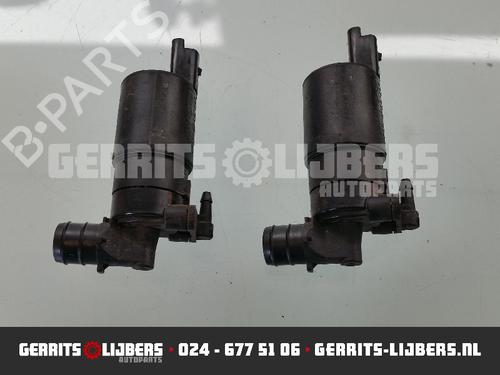 Used Washer pump Washer pump 13157527 13157527