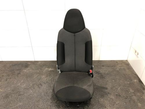 right-front-seat-toyota-aygo-_b1_-2005-2006-2007-2008-2009-2010-2011-2012-2013-2014-26201428 main image