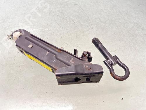 Used Jack Kit TOYOTA AYGO (_B1_) 1.0 (KGB10_, KGB10R) (68 hp) 31289245