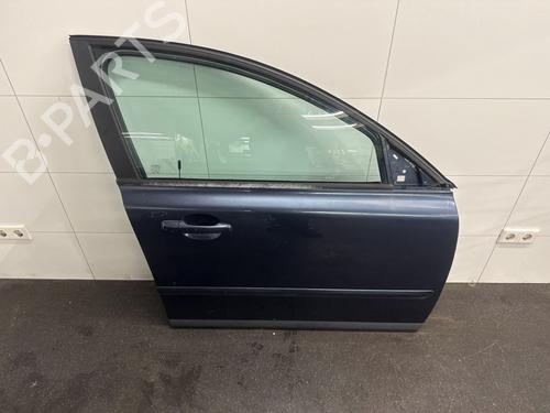 right-front-door-volvo-s40-ii-544-2003-2004-2005-2006-2007-2008-2009-2010-2011-2012-28018741 main image