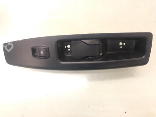 Used Switch FIAT DOBLO Cargo (263_) 1.3 D Multijet (90 hp) 26923557