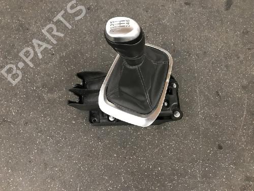 Used Shift knob RENAULT MEGANE IV Grandtour (K9A/M/N_) 1.6 dCi 130 (130 hp) 12478105