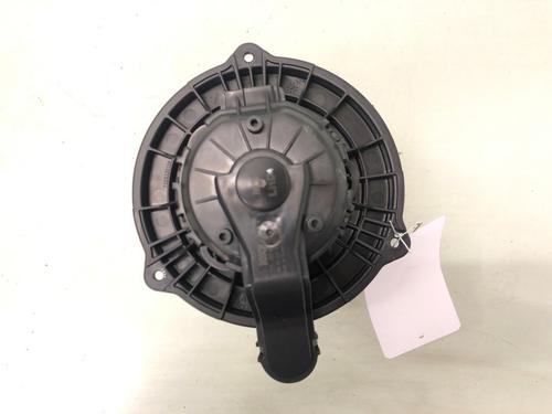 Used Heater blower motor Heater blower motor HYUNDAI i30 Estate (GD) 1.4 (101 hp) 29699936 29699936
