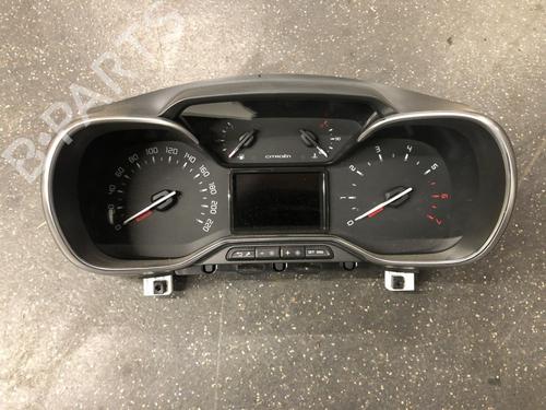 Used Instrument cluster Instrument cluster 12484381 12484381