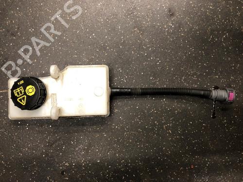 Used Brake fluid reservoir Brake fluid reservoir 15633121 15633121
