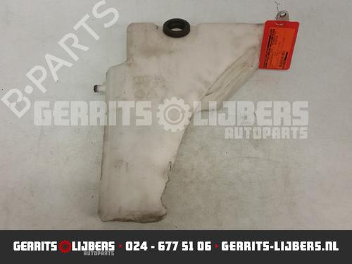 Used Windscreen washer tank AUDI A4 B8 Avant (8K5) 2.0 TDI (143 hp) 12248948