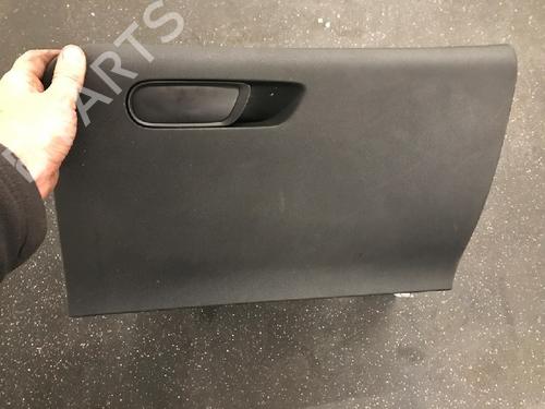 Used Glove box Glove box CITROËN C4 II (NC_) 2.0 HDi / BlueHDi 150 (150 hp) 12475074 12475074