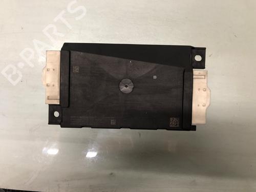 switch-mercedes-benz-cla-c118-2019-25704818 main image