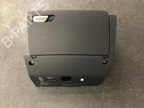 Used Glove box AUDI A3 Sportback (8VA, 8VF) 1.5 TFSI (150 hp) 12485160