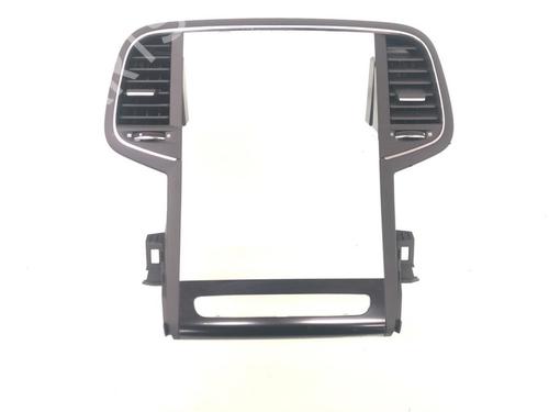 Used Air vent RENAULT MEGANE IV Grandtour (K9A/M/N_) 1.0 TCe 115 (K9MB, K9MW) (114 hp) 15812399