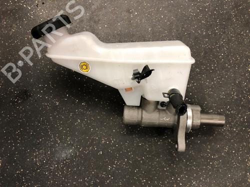 Used Brake master cylinder KIA CEED Sportswagon (CD) 1.0 T-GDI (120 hp) 12482776