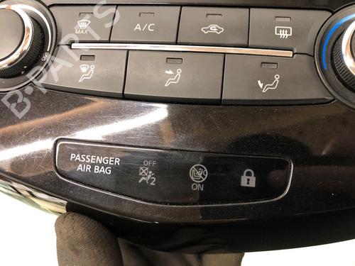 Climate control NISSAN QASHQAI II SUV (J11, J11_) 1.2 DIG-T | BP12482994I5 