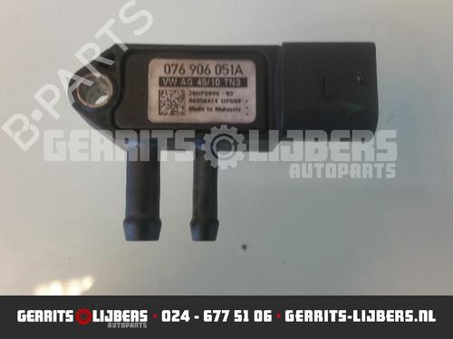 Elektronisk sensor VW CRAFTER 30-50 Van (2E_) 2.5 TDI (136 hp) 13157400