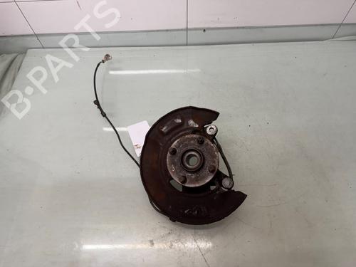 Used Right front steering knuckle Right front steering knuckle TOYOTA YARIS (_P9_) 1.0 VVT-i (KSP90_, KSP90R) (69 hp) 26201407 26201407