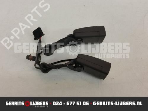 Used Seat buckle OPEL KARL (C16) 1.0 (75 hp) 13156658