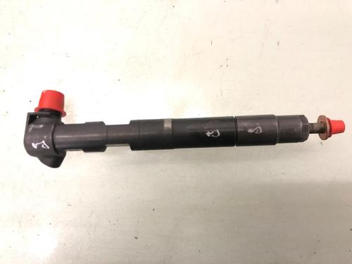 Used Injector MERCEDES-BENZ GLA-CLASS (X156) GLA 220 d 4-matic (156.905) (177 hp) 30538826
