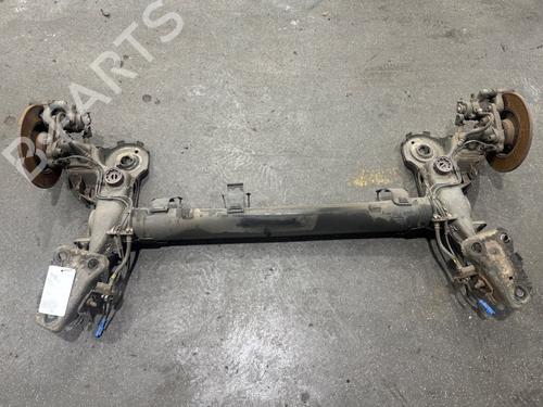 Essieu arrière PEUGEOT 208 I (CA_, CC_) 1.6 BlueHDi 100 (100 hp) 31719853