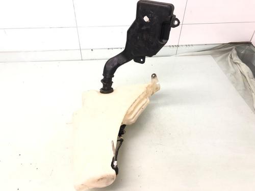 Used Windscreen washer tank AUDI A4 B8 Avant (8K5) 2.0 TDI (170 hp) 30193909