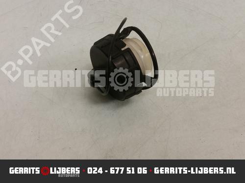 Tankdæksel MAZDA 3 (BK) 1.6 (BK14) (105 hp) 13156990