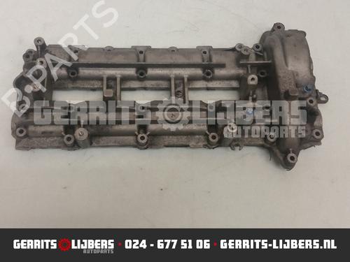 Used Valve cover Valve cover 13156836 13156836