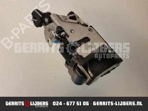 Rear left lock OPEL KARL (C16) 1.0 | BP13157569C100