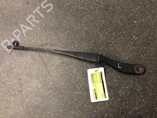 Used Front windshield wiper arm VOLVO V50 (545) 1.8 (125 hp) 13164264
