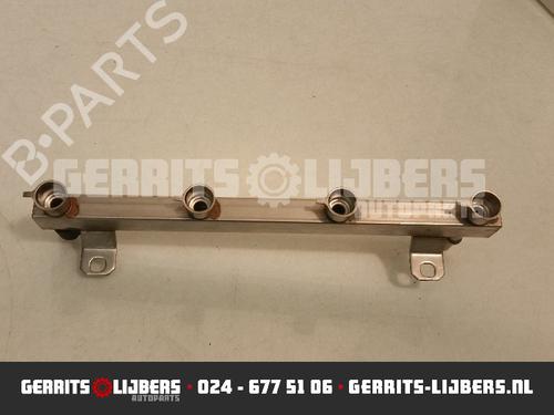 Used Injection rail OPEL VECTRA B Hatchback (J96) 1.6 i (F68) (75 hp) 12247032