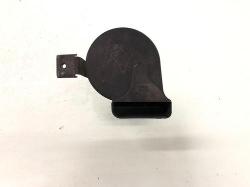 Used Horn VOLVO V70 II (285) 2.4 (140 hp) 15630474