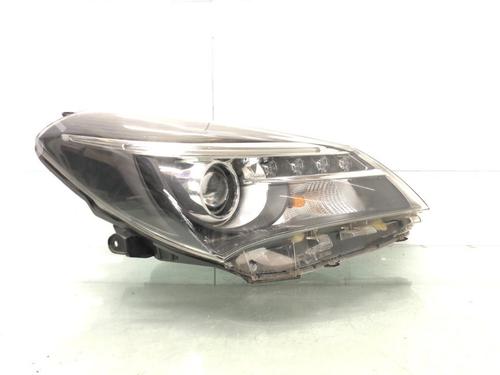 Højre forlygte TOYOTA YARIS (_P13_) 1.5 Hybrid (NHP130_, NHP130) (101 hp) 31288905