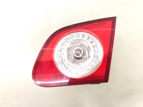 Feu arrière droit VW PASSAT B6 (3C2) 1.6 FSI (115 hp) 16161149