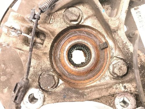 Left front steering knuckle OPEL ASTRA J Sports Tourer (P10) 1.6 CDTi (35) | BP12474278M25