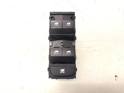 Used Switch Switch 28717936 28717936