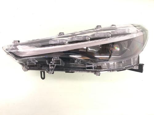 Used Left headlight TOYOTA COROLLA Cross (ZVG1_, ZSG1_, MXGH1_, MXGA1_) 2.0 VVTi Hybrid (MXGH12, MXGH10) (196 hp) 15631664