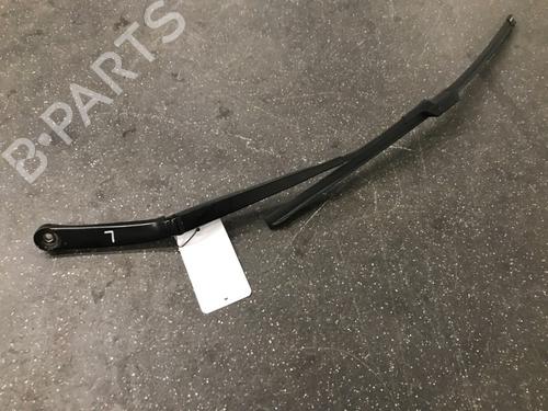 Used Front windshield wiper arm FIAT TIPO Estate (356_, 357_) 1.3 D (356WXH1A) (95 hp) 13162753